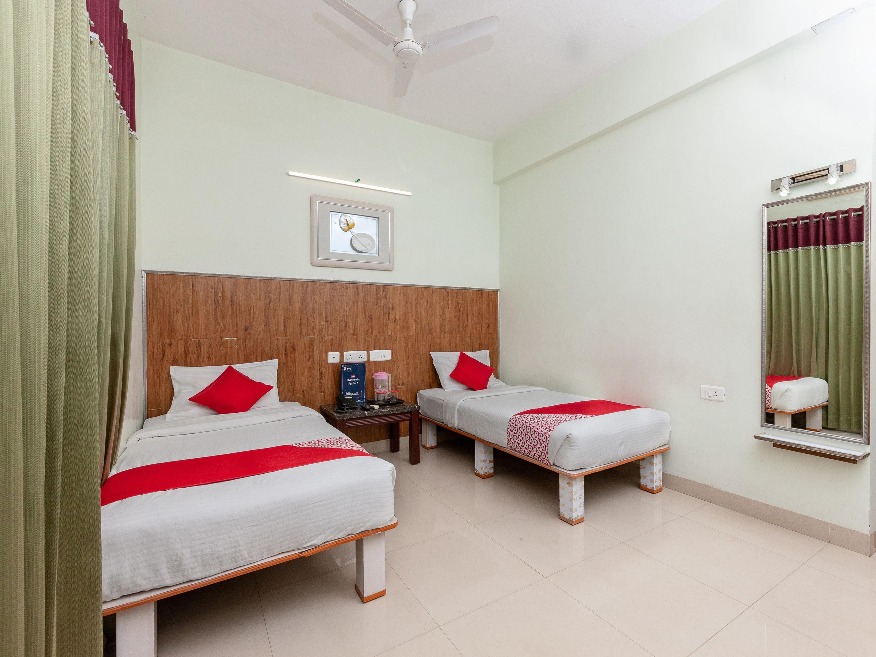Oyo 4617 Lotels Serviced Hotel Chennai