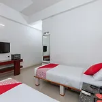 Oyo 4617 Lotels Serviced Apartment