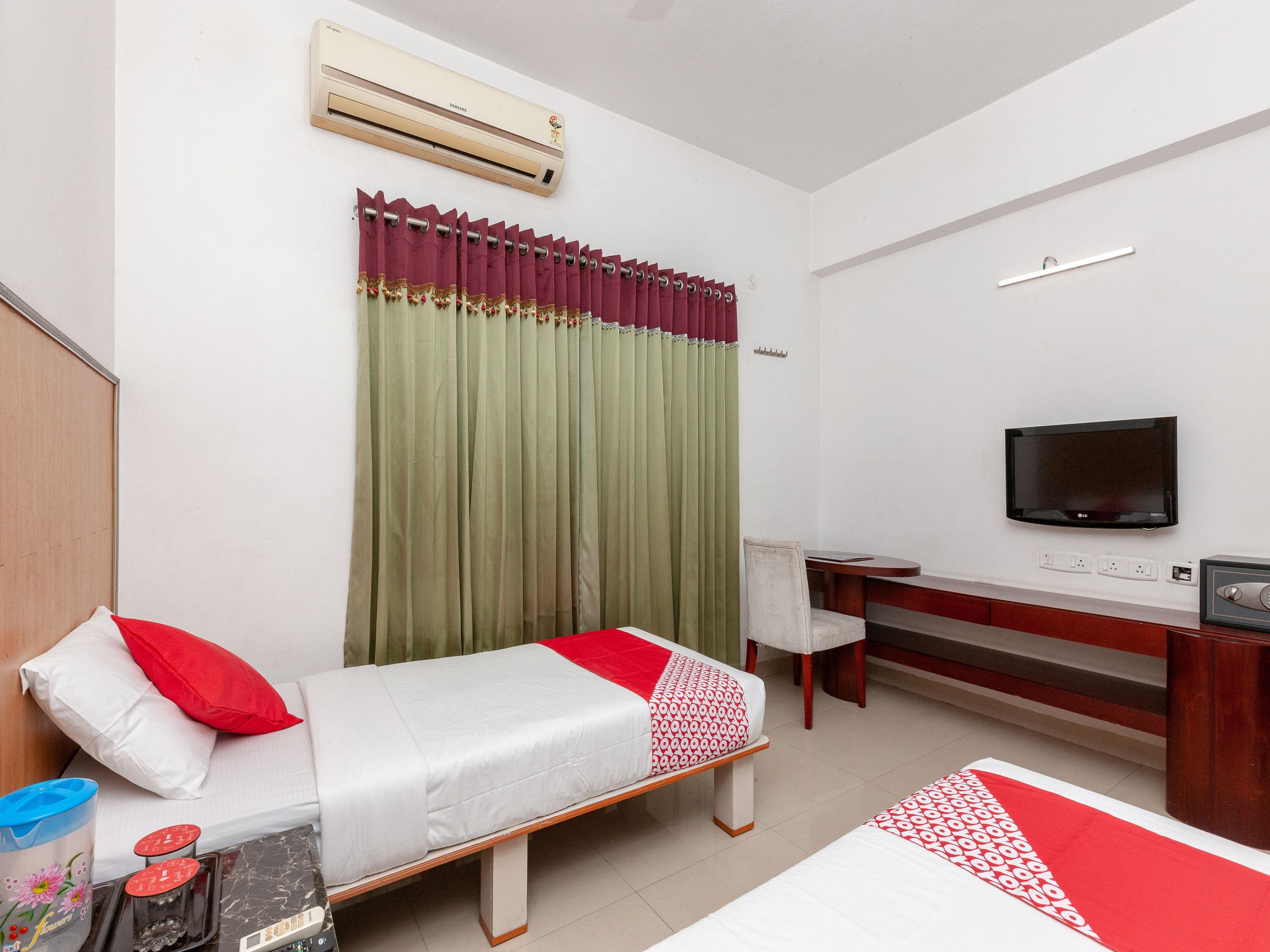 Hotel Oyo 4617 Lotels Serviced Chennai