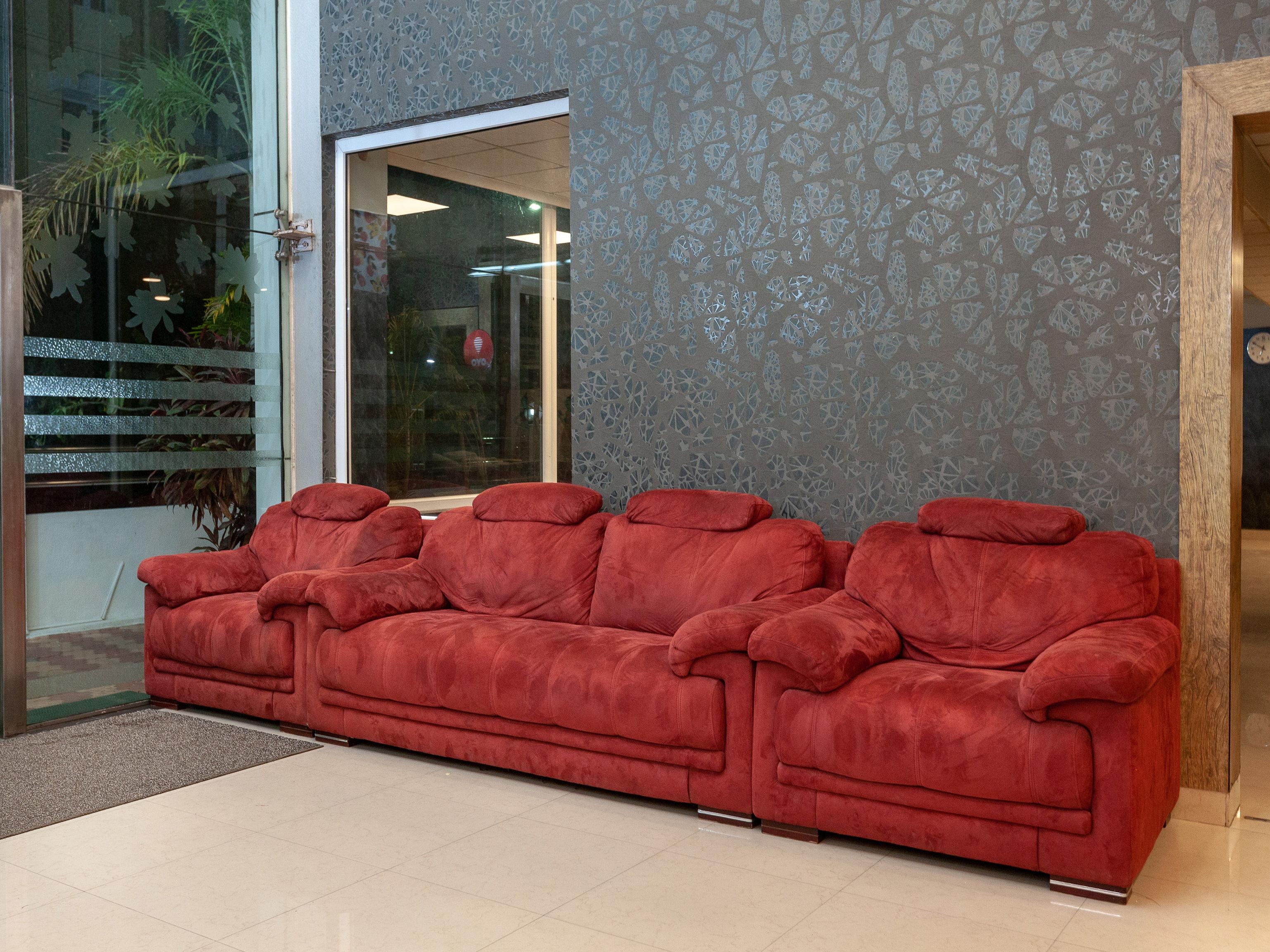 Oyo 4617 Lotels Serviced Hotel Chennai